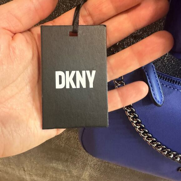 NEW DKNY Blue Cairo MD Pouchette Crossbody w/Smaller Bag (EE) - Picture 11 of 11